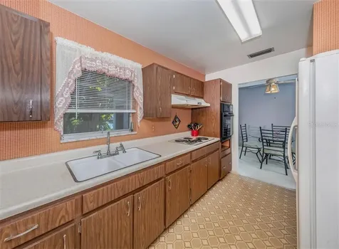 6512 Malaluka Road North Port FL 34287