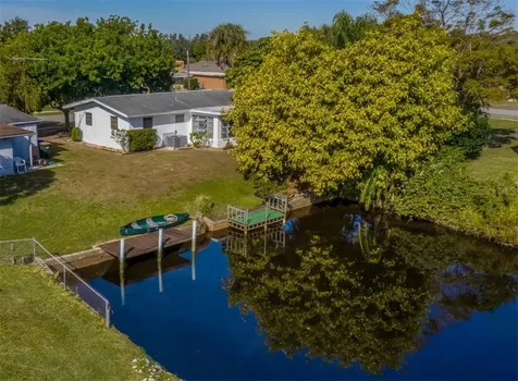6512 Malaluka Road North Port FL 34287