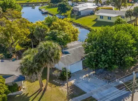 6512 Malaluka Road North Port FL 34287