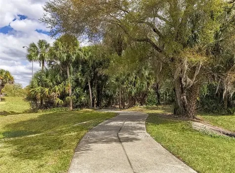 6512 Malaluka Road North Port FL 34287