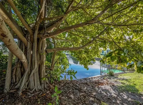 6512 Malaluka Road North Port FL 34287