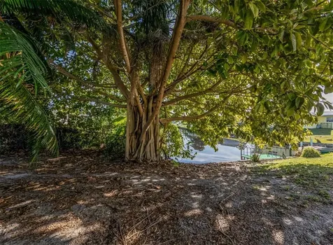 6512 Malaluka Road North Port FL 34287