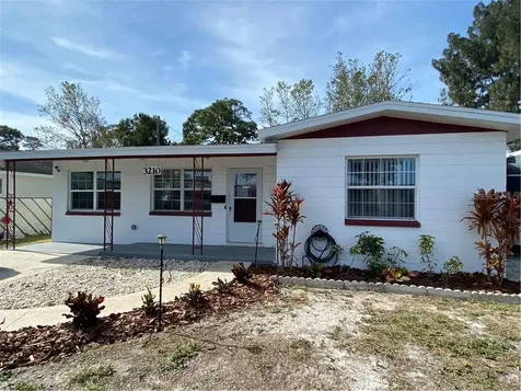 3210 Bennett Street N St Petersburg FL 33713