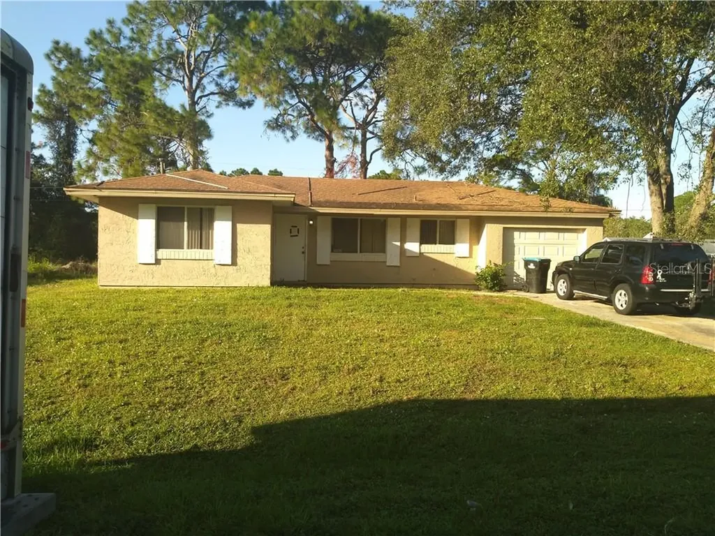 571 Rembrandt Street SE Palm Bay FL 32909