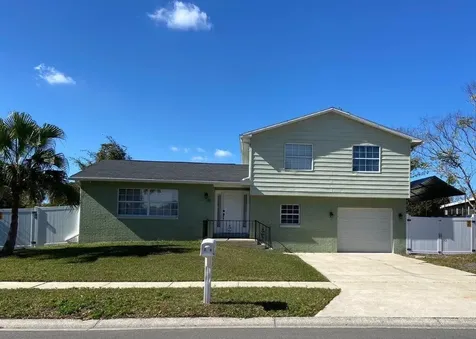 18 Cardamon Drive Orlando FL 32825