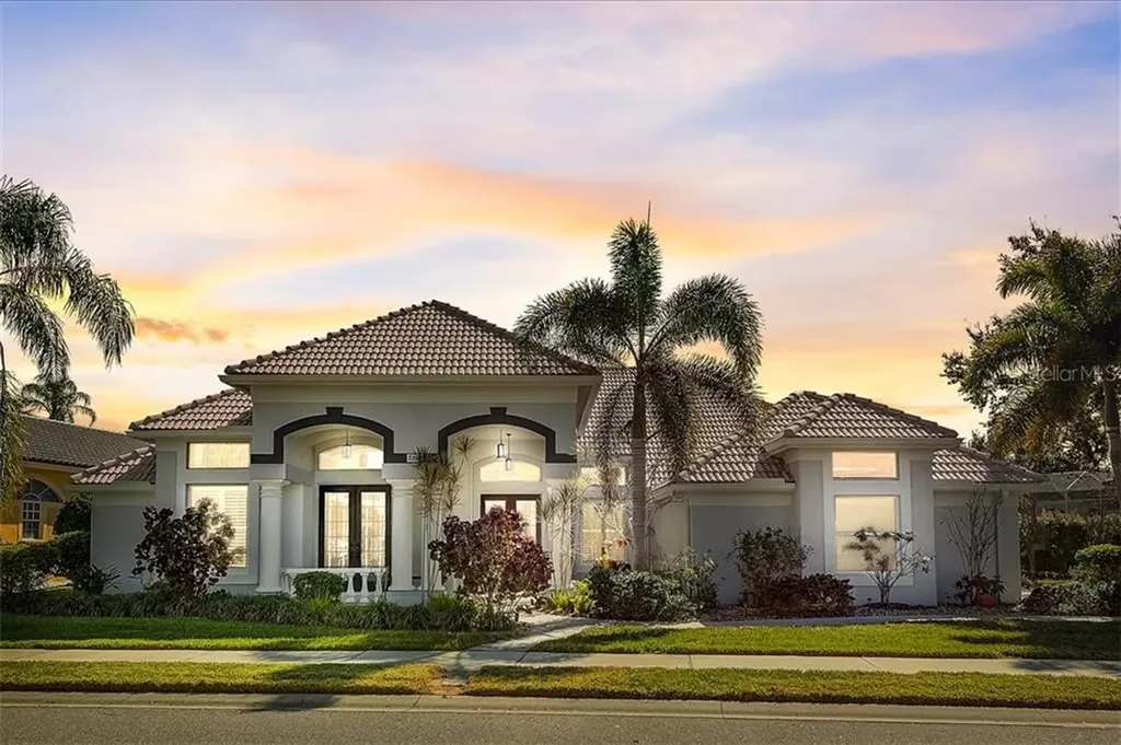 8607 Woodbriar Drive Sarasota FL 34238