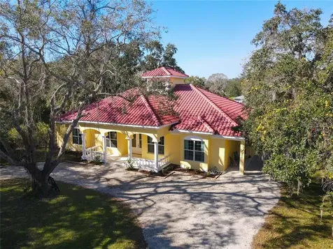 2040 2nd Street Englewood FL 34223