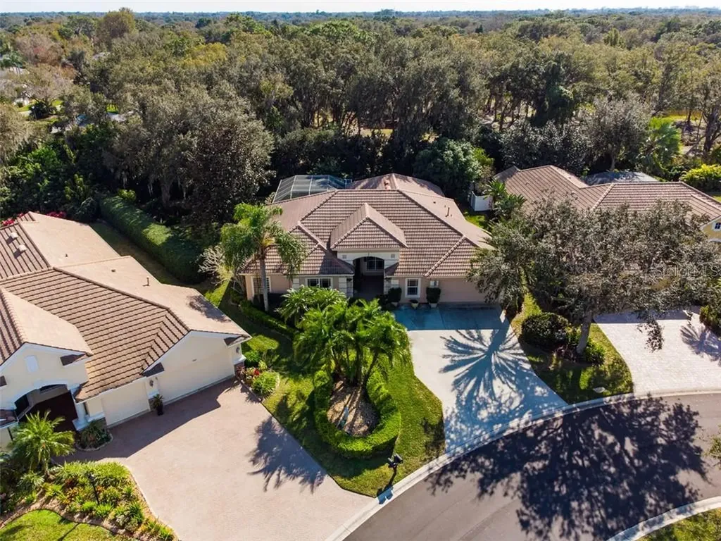 4863 Carrington Circle Sarasota FL 34243