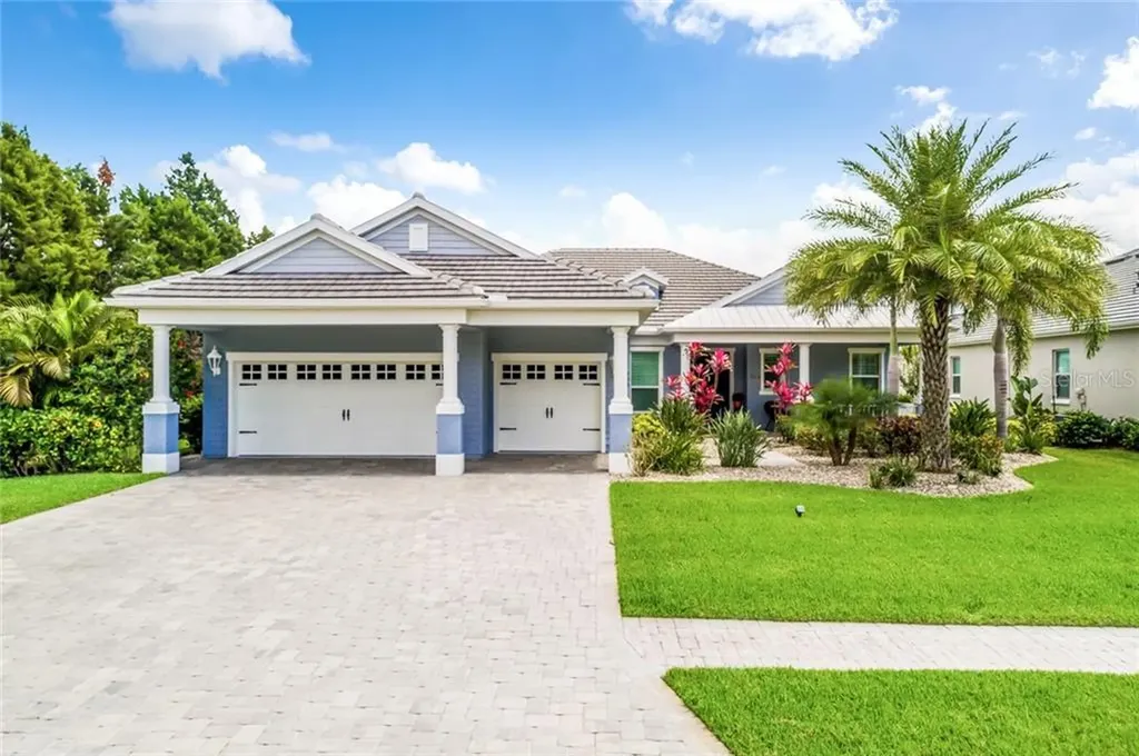 595 Fore Drive Bradenton FL 34208