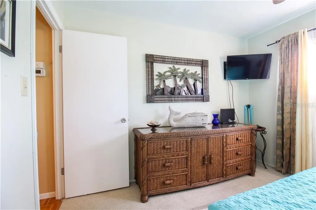460 Base Avenue E Venice FL 34285
