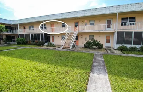 460 Base Avenue E Venice FL 34285