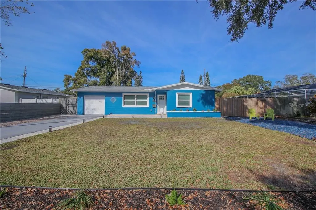 1231 79th Avenue N St Petersburg FL 33702