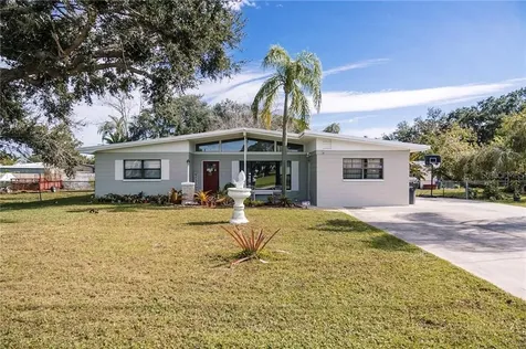 304 12th Street SW Ruskin FL 33570