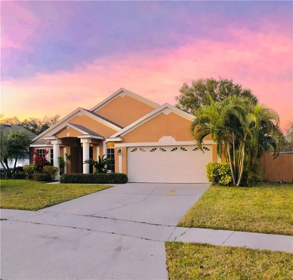 2697 Gold Dust Circle Kissimmee FL 34744