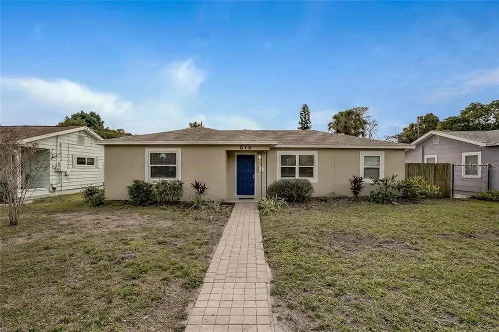 512 40th Avenue NE St Petersburg FL 33703