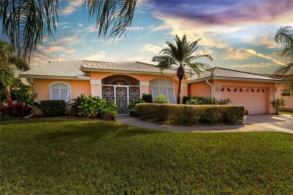 2234 E Village Circle Venice FL 34293
