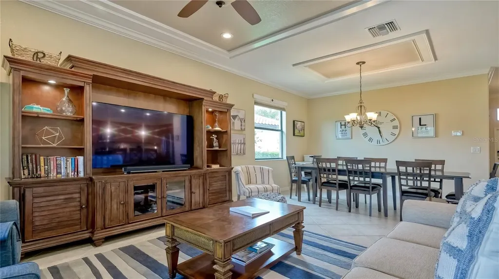 6888 Willowshire Way Bradenton FL 34212