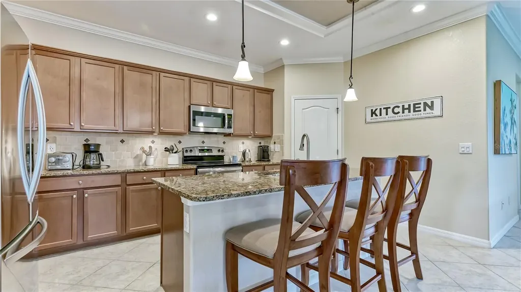 6888 Willowshire Way Bradenton FL 34212