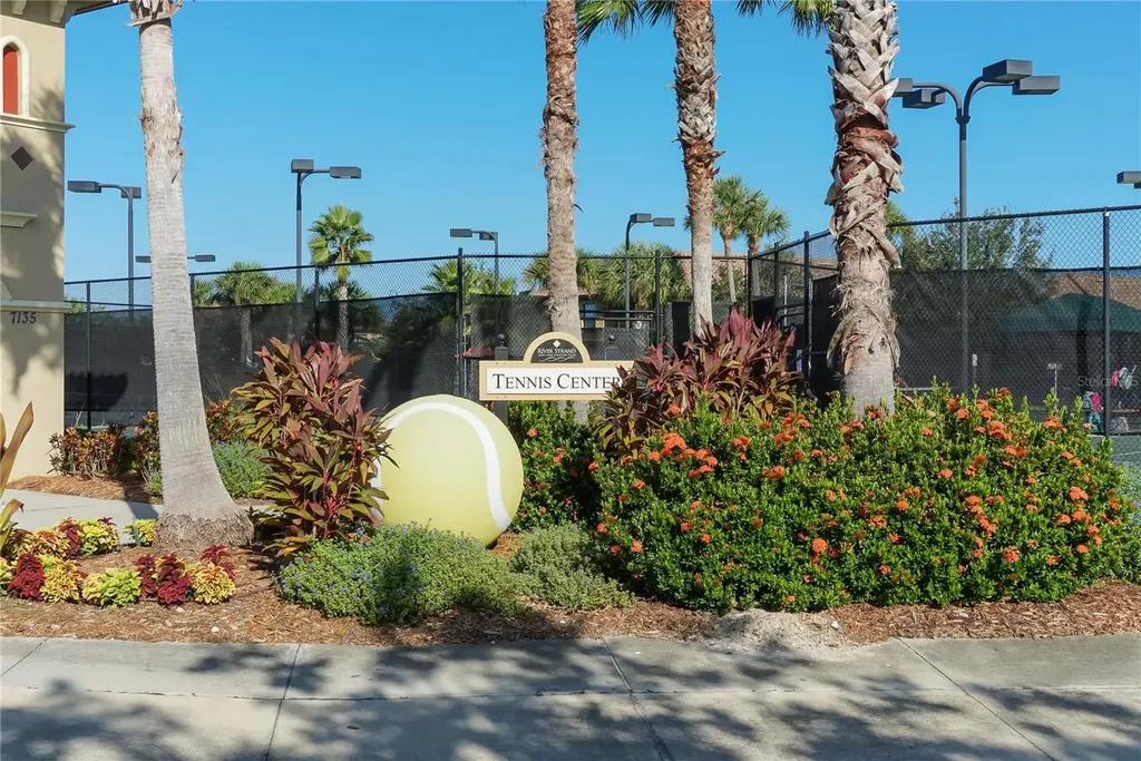 6888 Willowshire Way Bradenton FL 34212