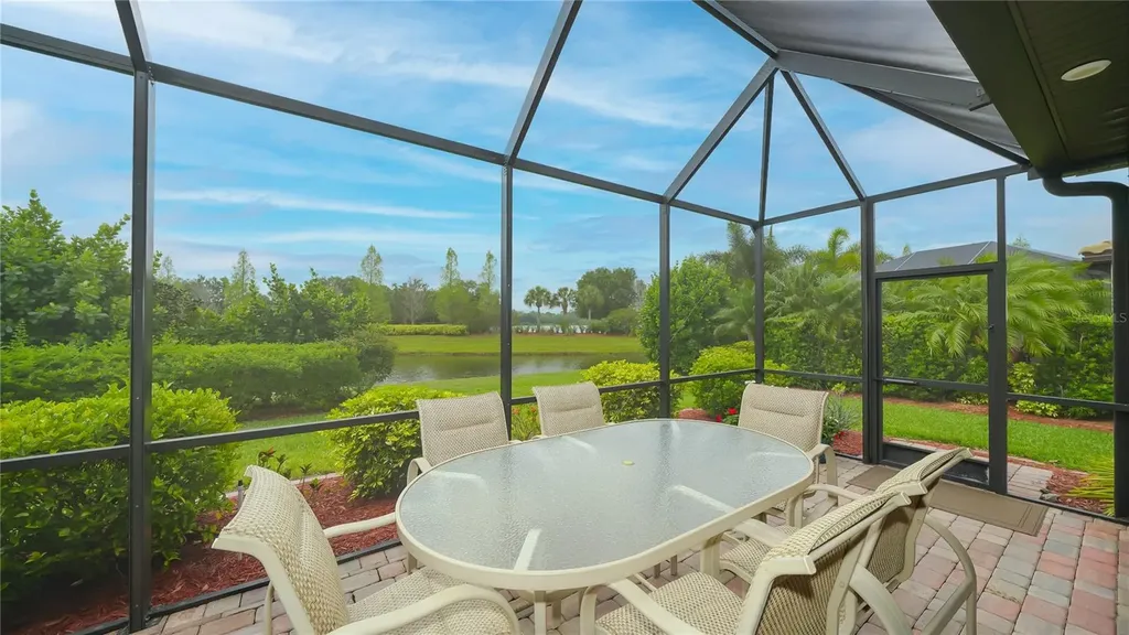 6888 Willowshire Way Bradenton FL 34212