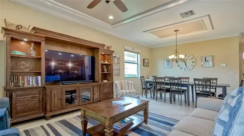 6888 Willowshire Way Bradenton FL 34212