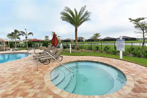 6888 Willowshire Way Bradenton FL 34212