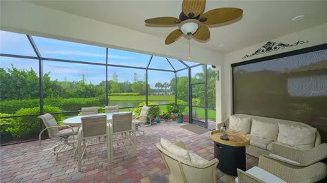 6888 Willowshire Way Bradenton FL 34212