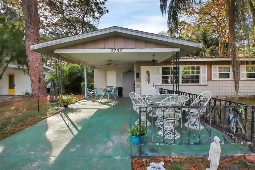 2734 Bruce Lane Sarasota FL 34237