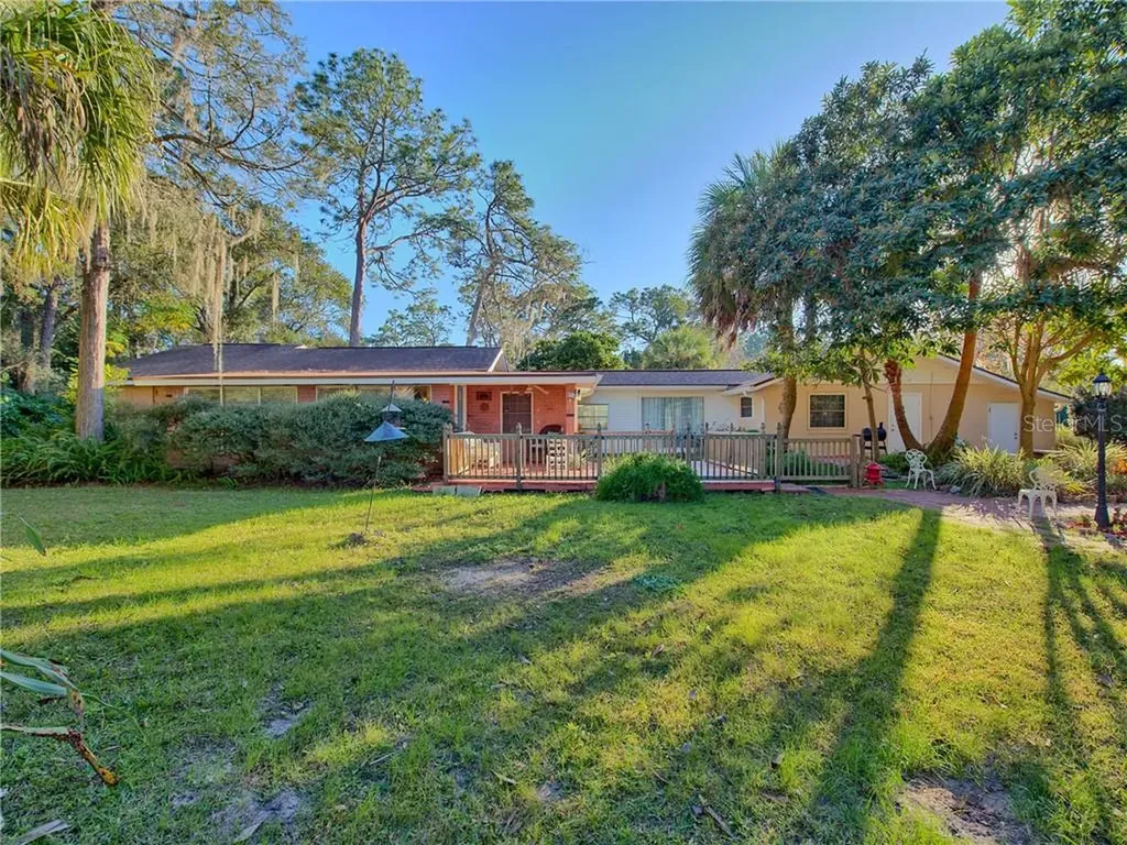 16635 Orange Avenue Umatilla FL 32784