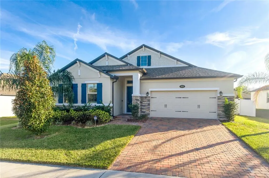 925 Orchard Charm Court Oviedo FL 32765