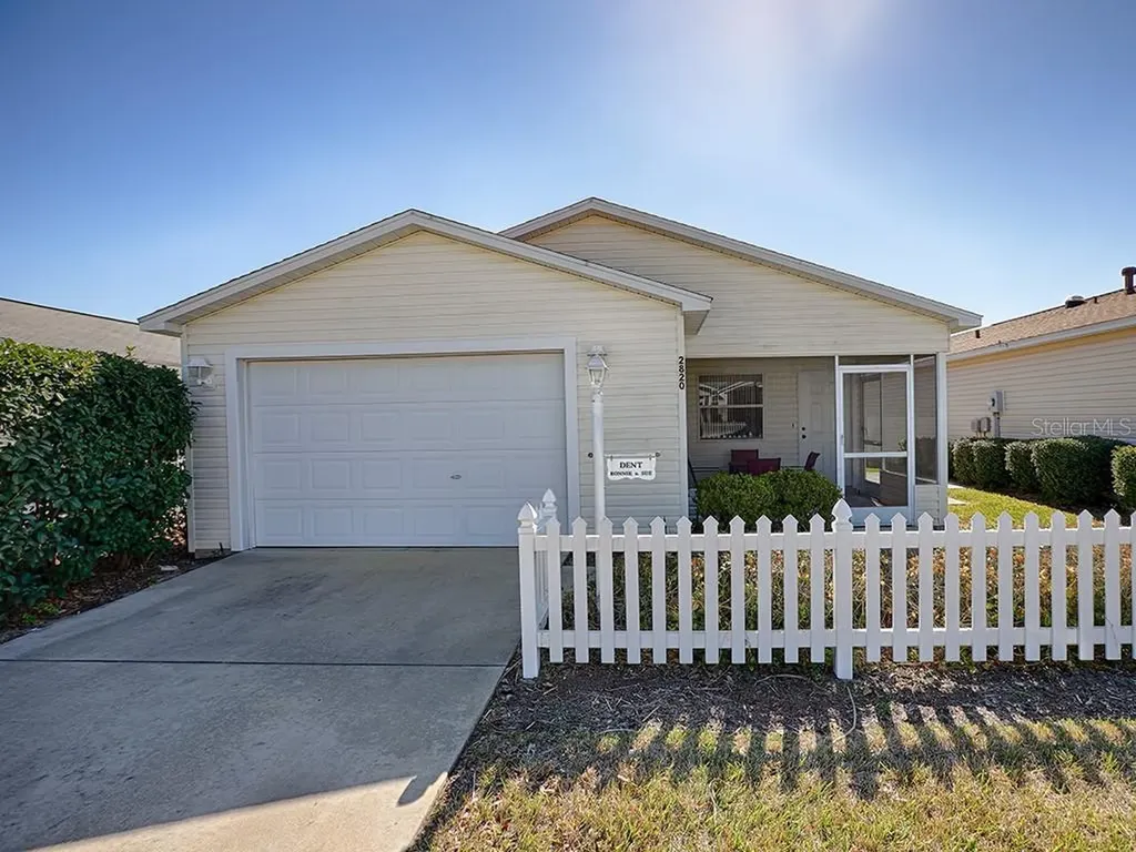 2820 Burgos Drive The Villages FL 32162
