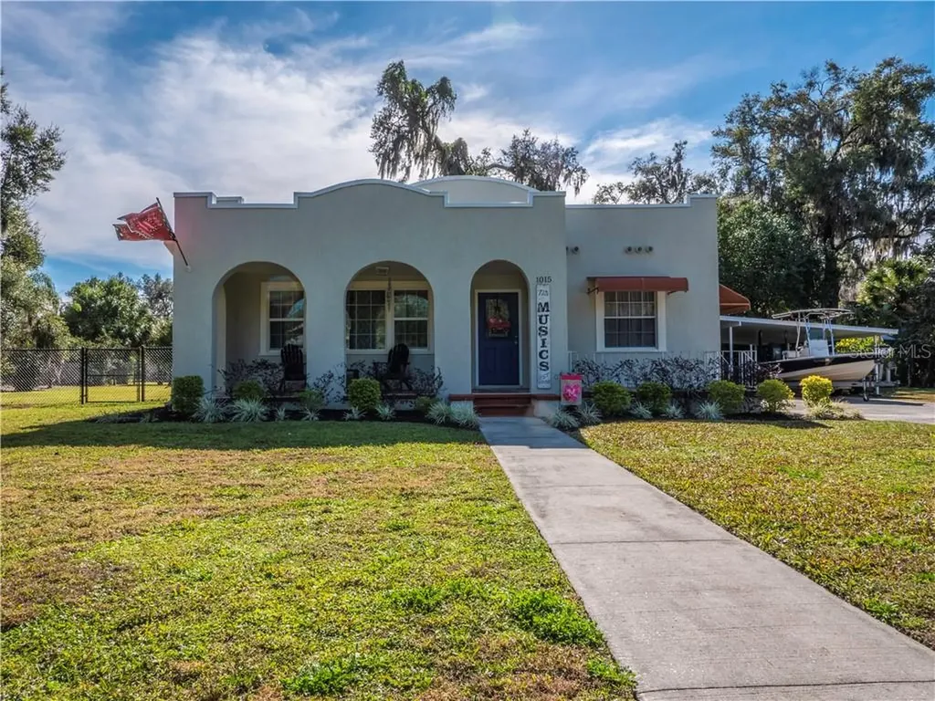 1015 E Hibiscus Drive Bartow FL 33830