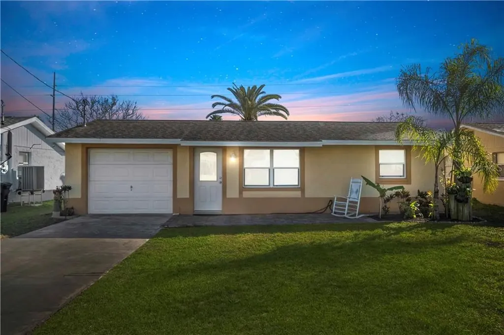 13736 Judy Avenue Hudson FL 34667