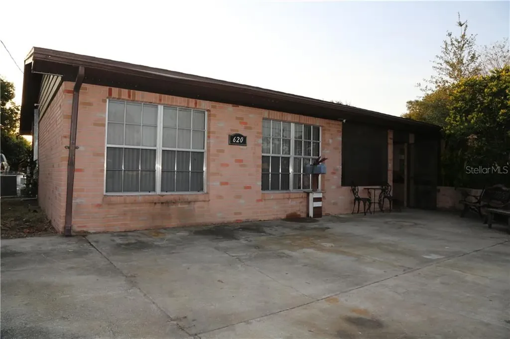 620 Paradise Island Way Haines City FL 33844