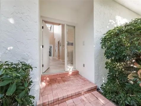 2202 Harbour Court Drive Longboat Key FL 34228