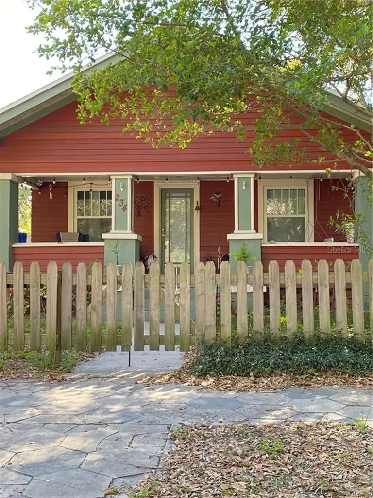 234 9th Avenue NE St Petersburg FL 33701