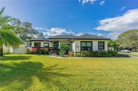 2438 28th Street N St Petersburg FL 33713