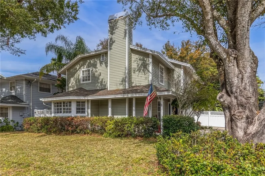 3601 W Santiago Street Tampa FL 33629