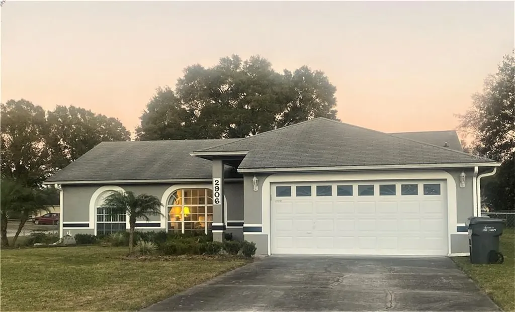 2906 Jennifer Drive Lakeland FL 33810