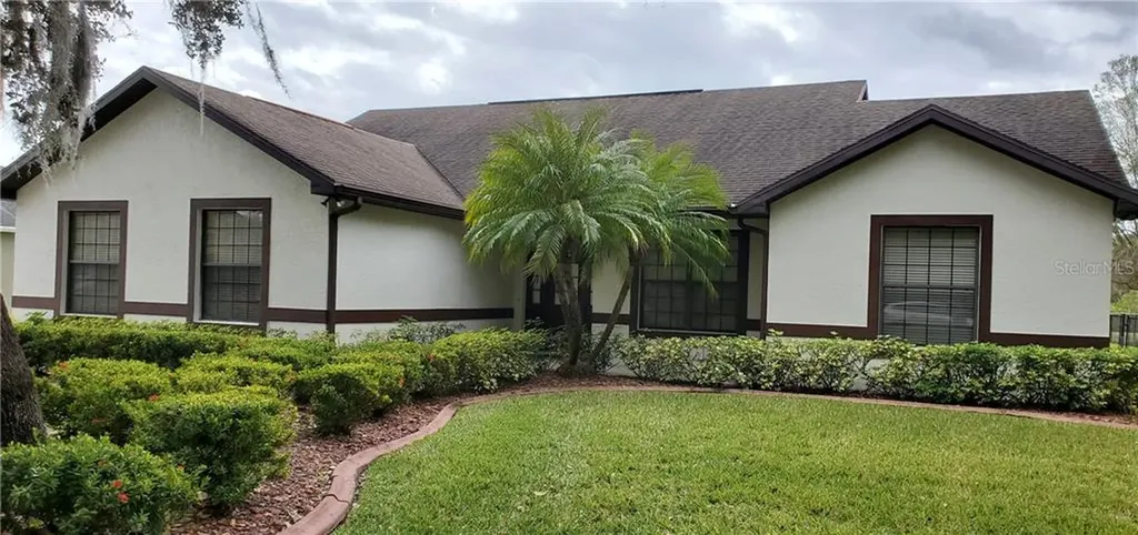 910 SE 15th Street Okeechobee FL 34974