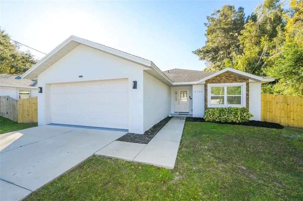 3166 8th Street Sarasota FL 34237