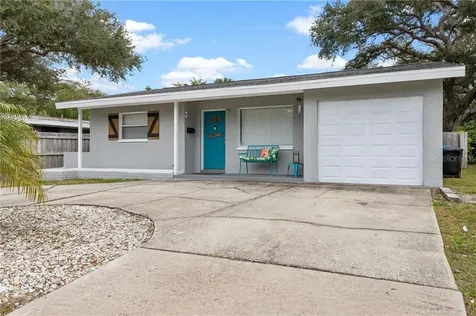 2413 Park Street N St Petersburg FL 33710