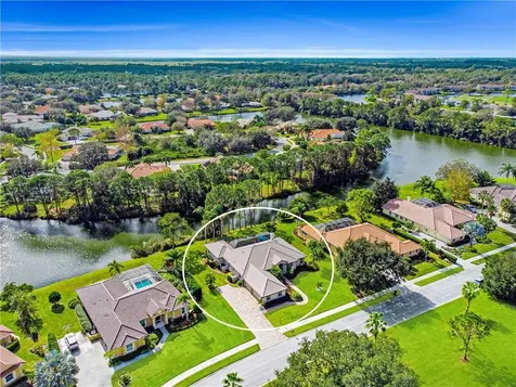 8355 Eagle Crossing Sarasota FL 34241