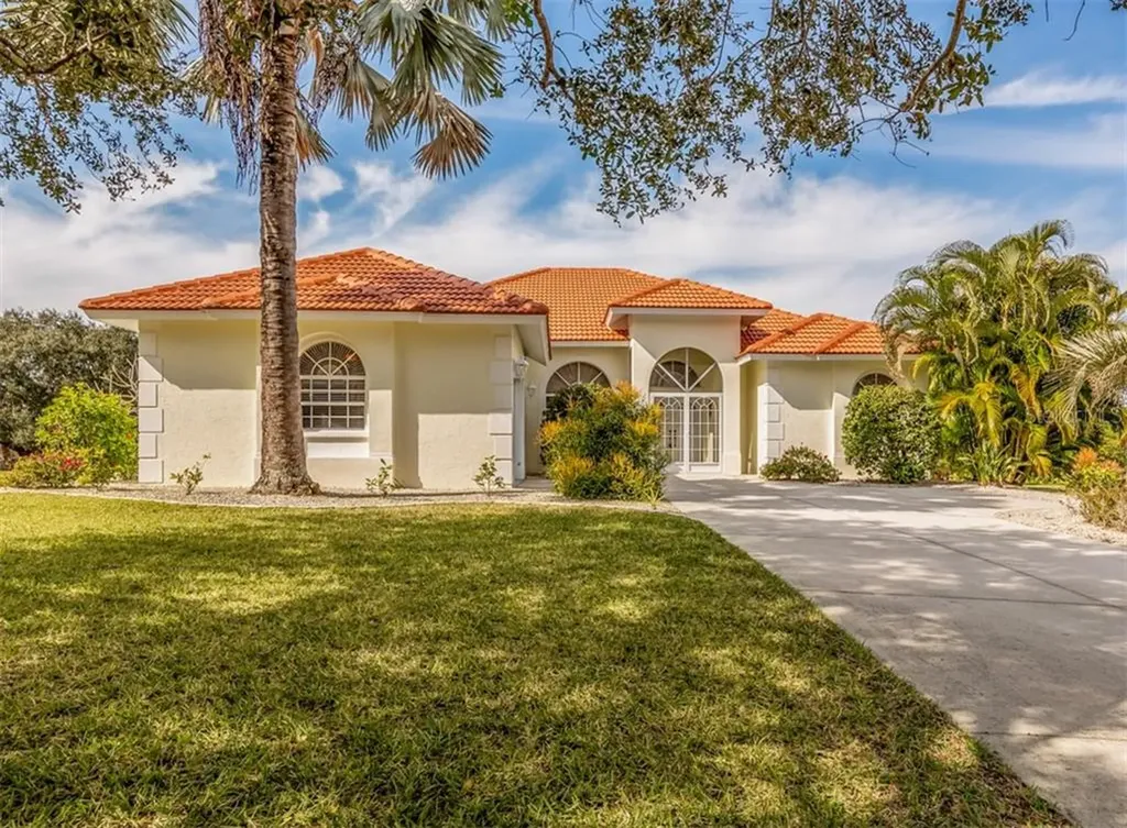 1333 Oak Point Court Venice FL 34292
