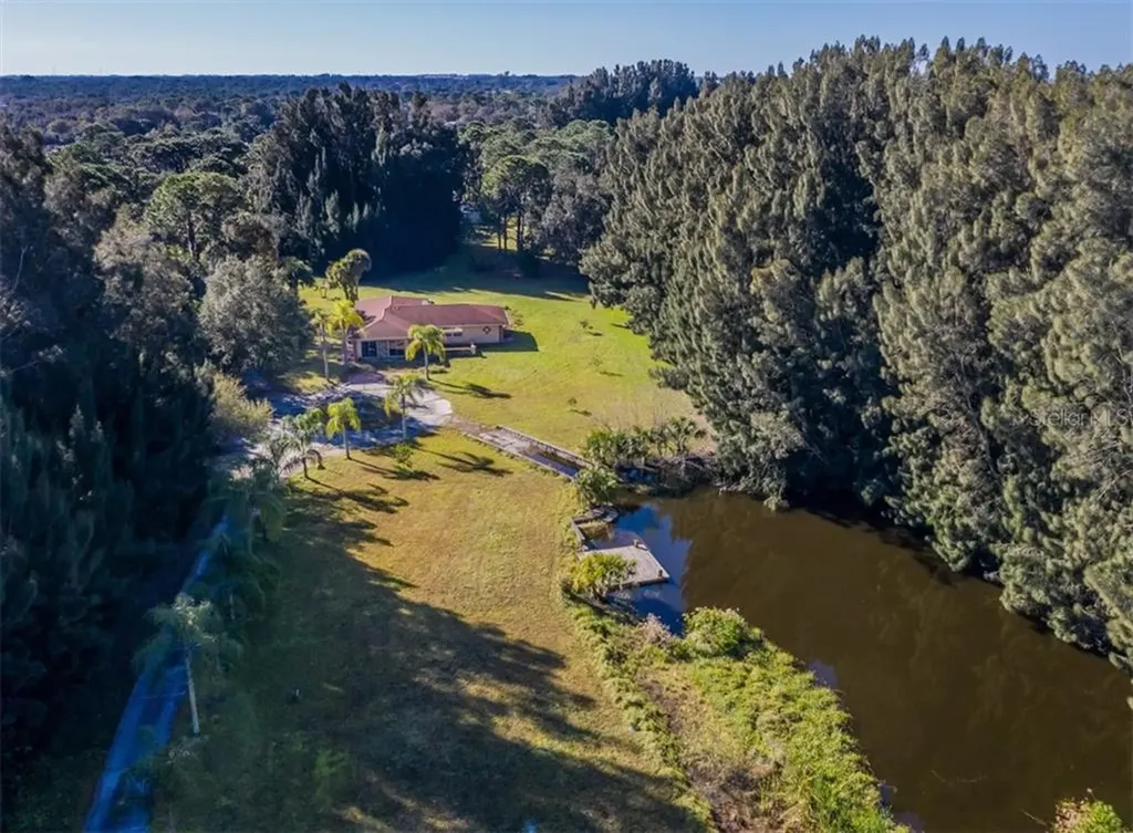 737 Crestwood Road Englewood FL 34223
