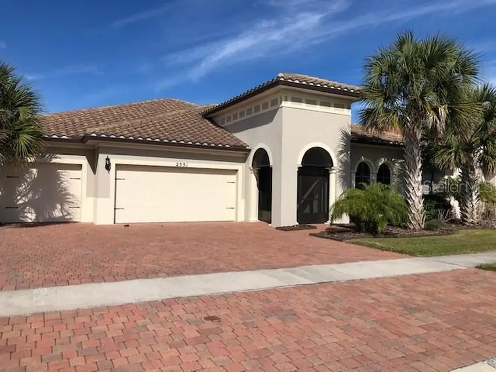 2551 Shoal Bass Way Kissimmee FL 34746