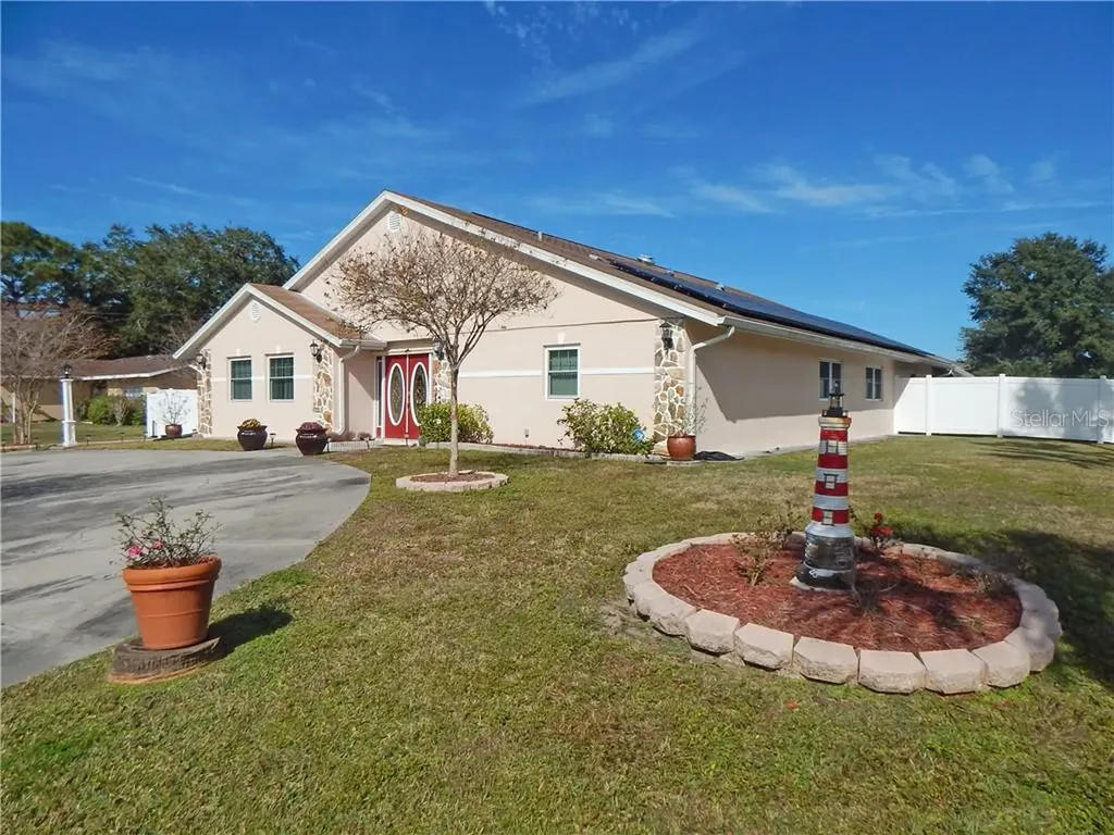8811 W Norfolk Street Tampa FL 33615
