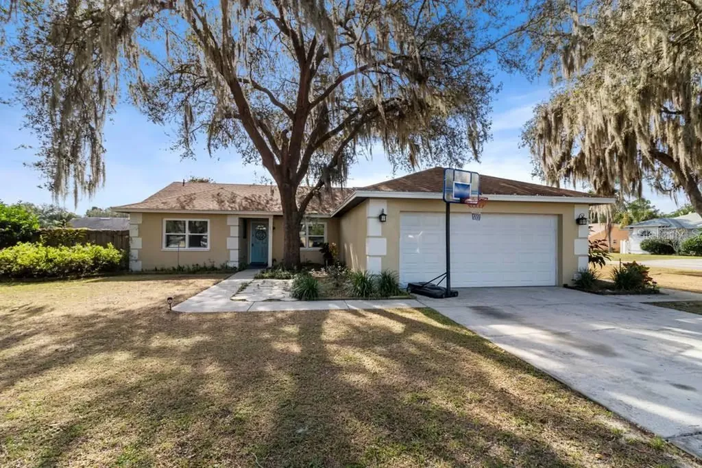 203 Ridgedale Drive Lakeland FL 33809