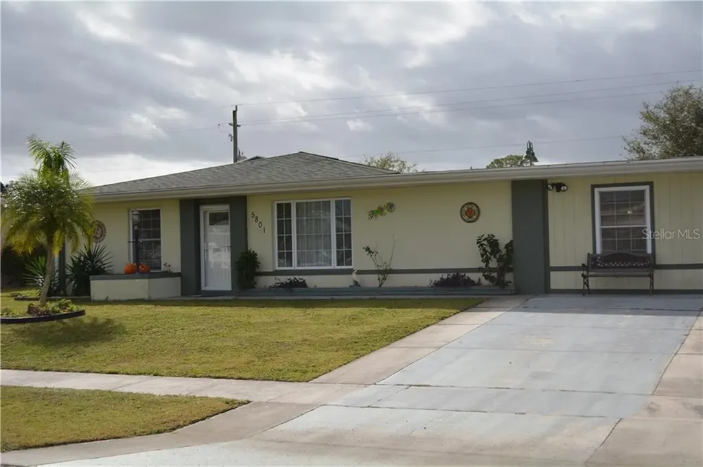 5801 Espanola Avenue North Port FL 34287