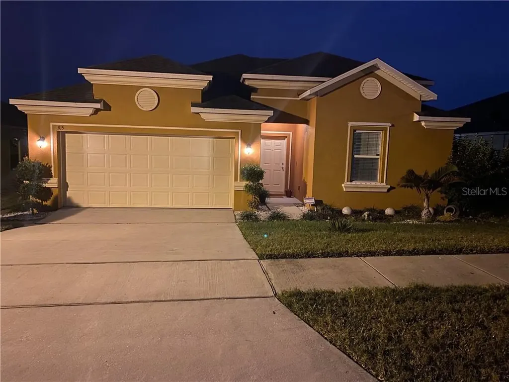915 Revere Avenue Haines City FL 33844